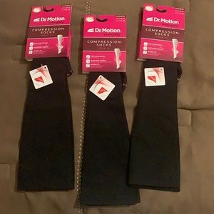 Dr. Motion knee high compression socks
